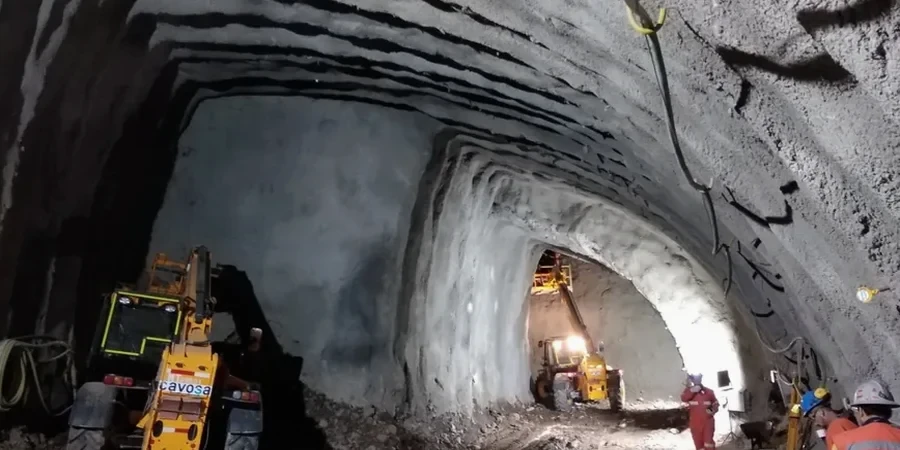 Analyse géotechnique pour tunnels en sols mous à Draguignan